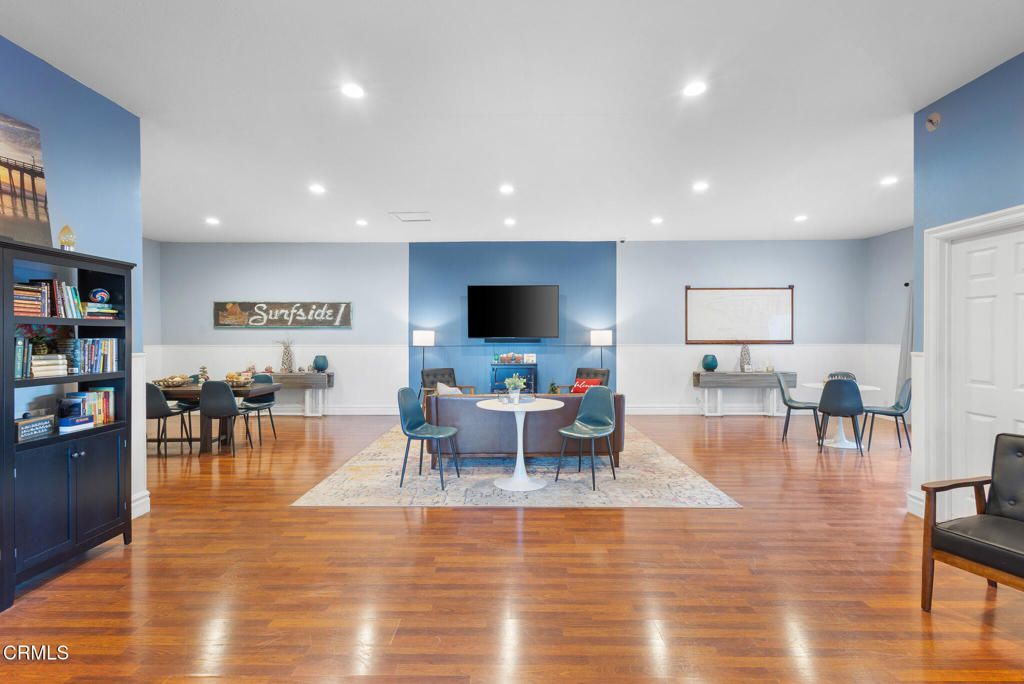 MLS #V1-33565 image #28