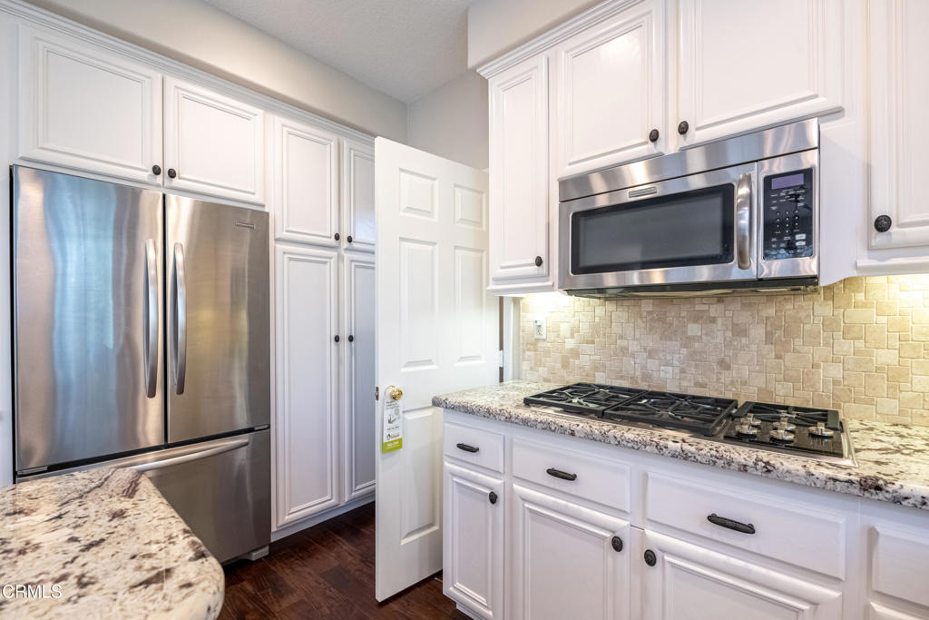 MLS #V1-33566 image #12