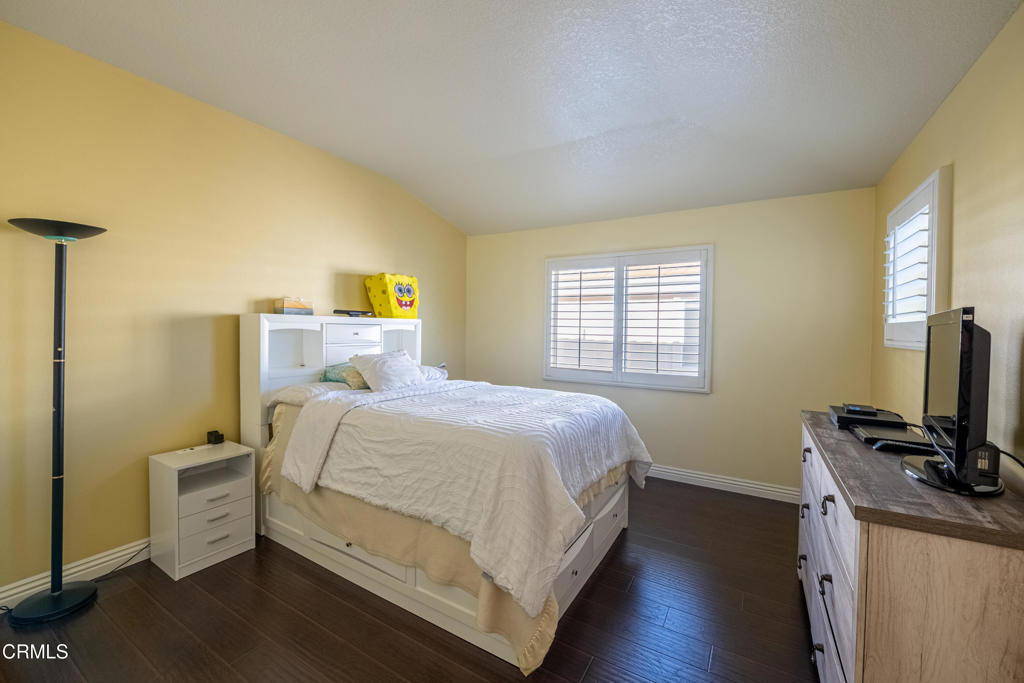 MLS #V1-33566 image #18