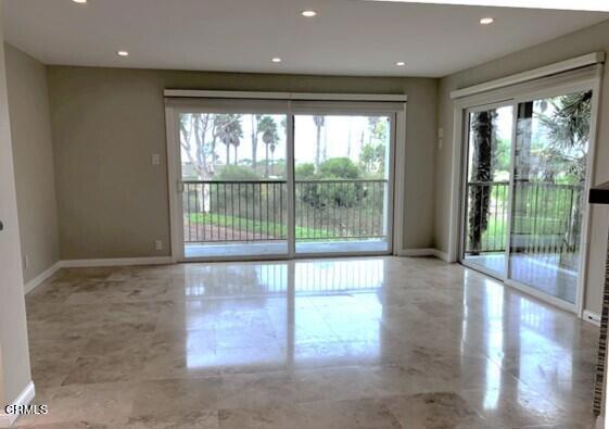 MLS #V1-33568 image #0