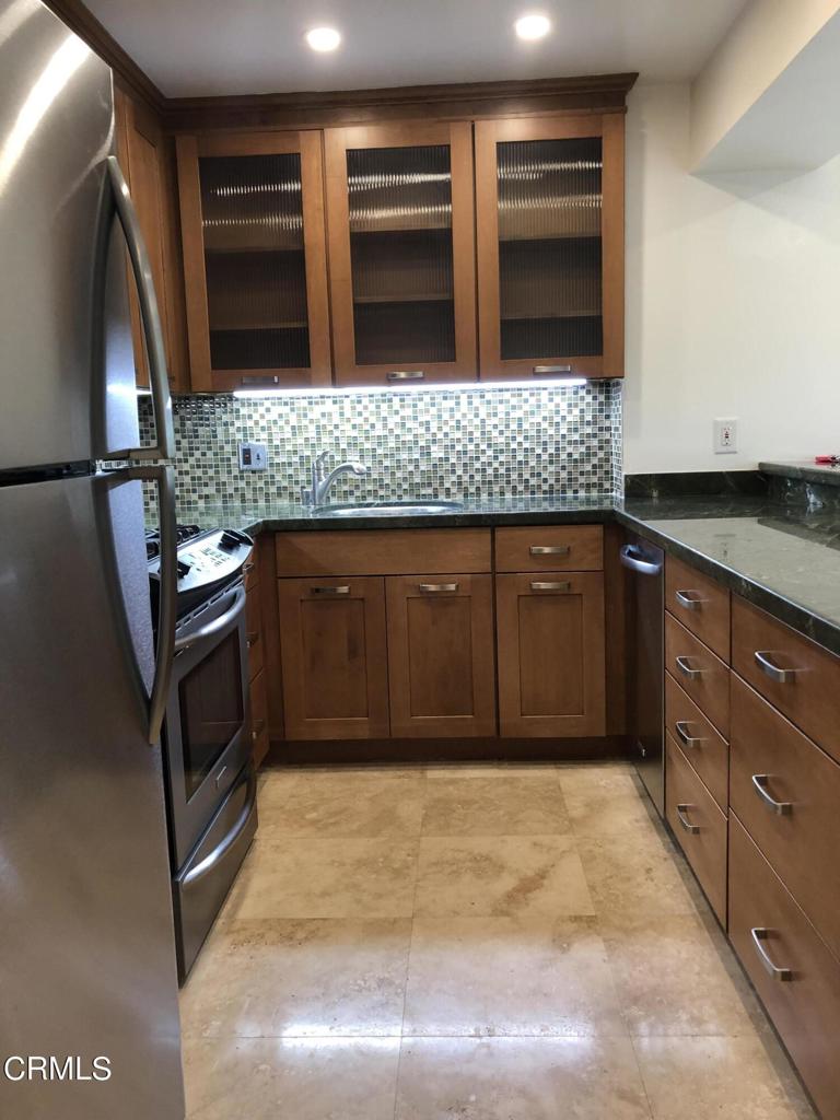 MLS #V1-33568 image #10