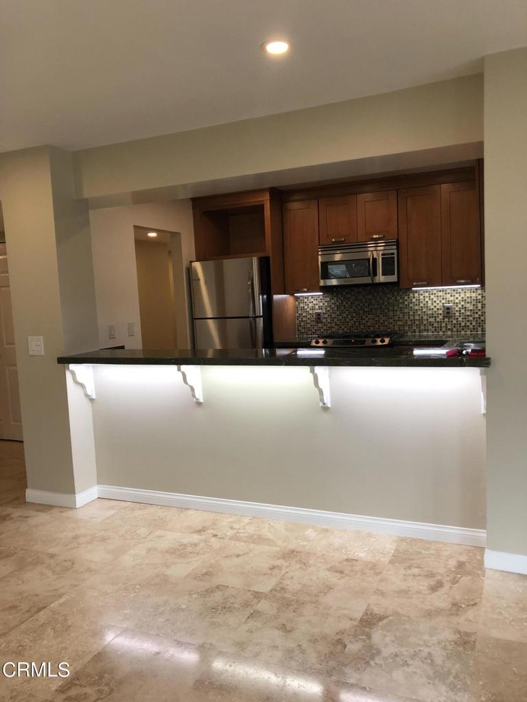 MLS #V1-33568 image #8