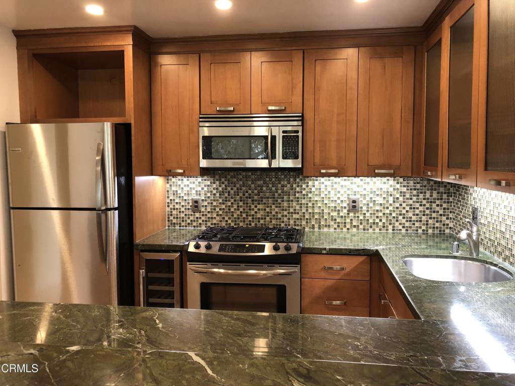 MLS #V1-33568 image #9