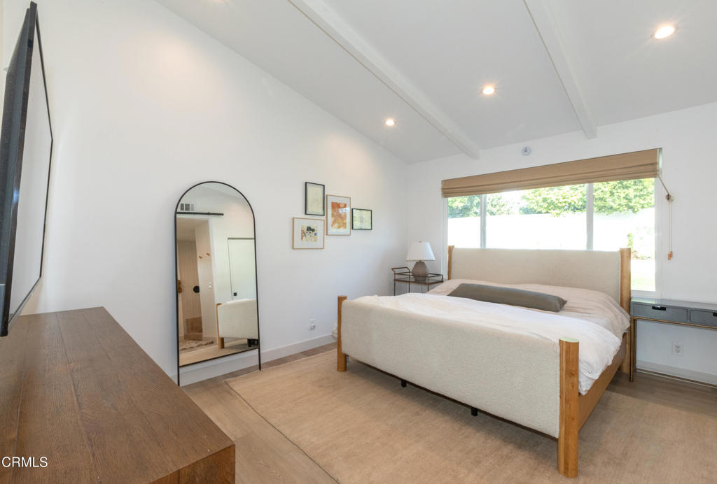 MLS #V1-33570 image #20