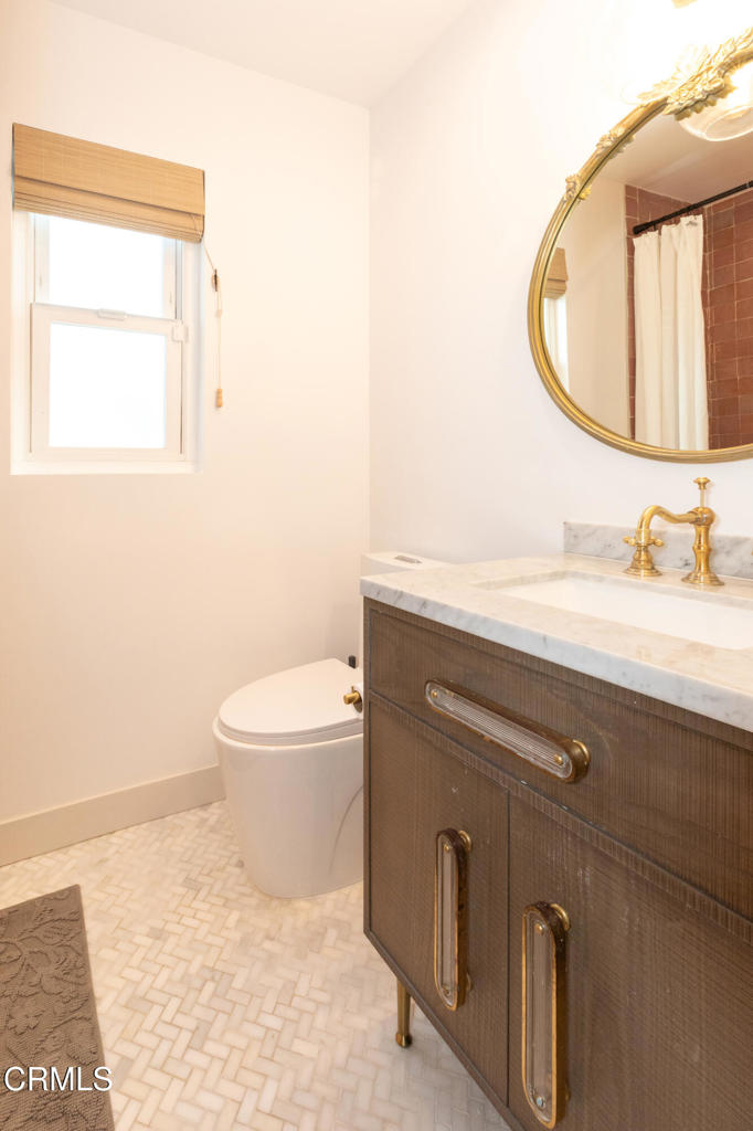 MLS #V1-33570 image #25