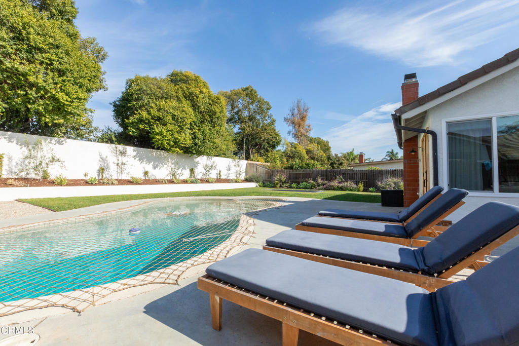 MLS #V1-33570 image #29