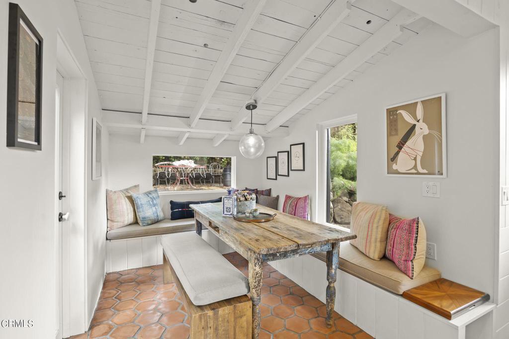 MLS #V1-33571 image #15