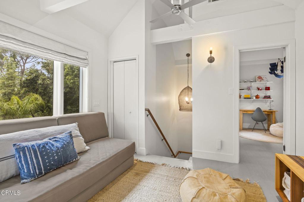 MLS #V1-33571 image #23