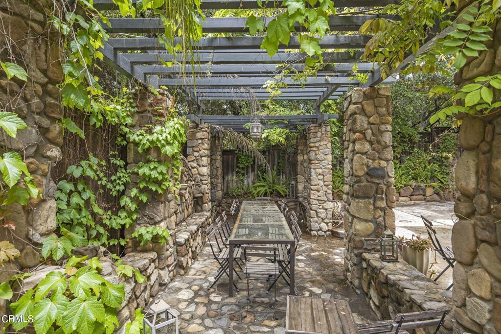 MLS #V1-33571 image #30