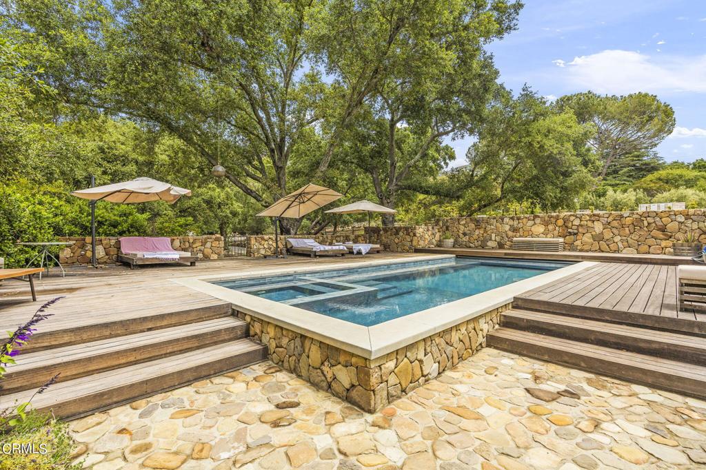 MLS #V1-33571 image #35