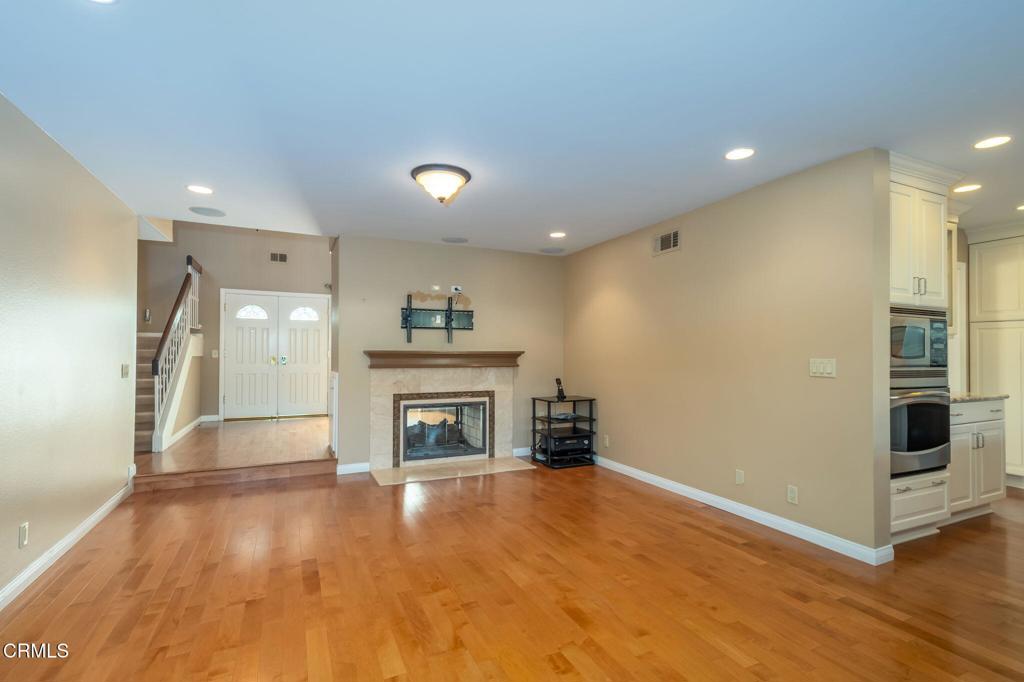 MLS #V1-33572 image #16