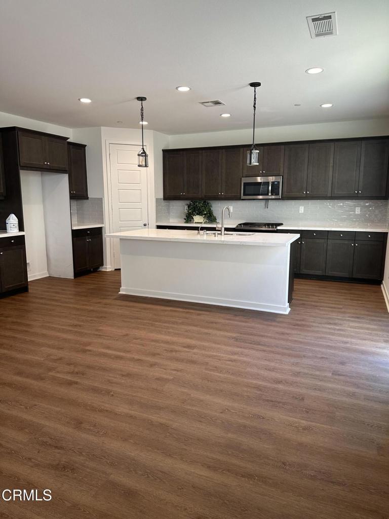 MLS #V1-33576 image #1