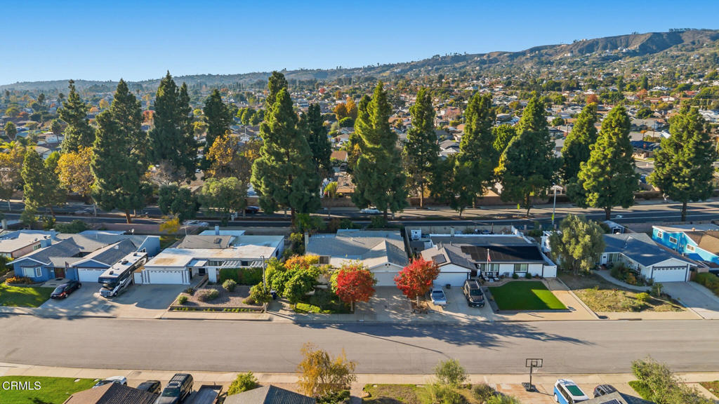 MLS #V1-33579 image #2