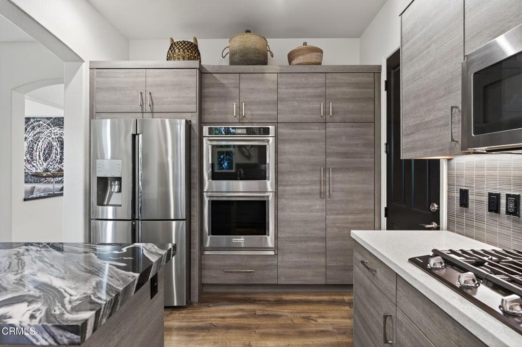 MLS #V1-33581 image #17