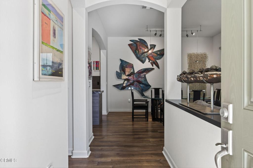 MLS #V1-33581 image #2