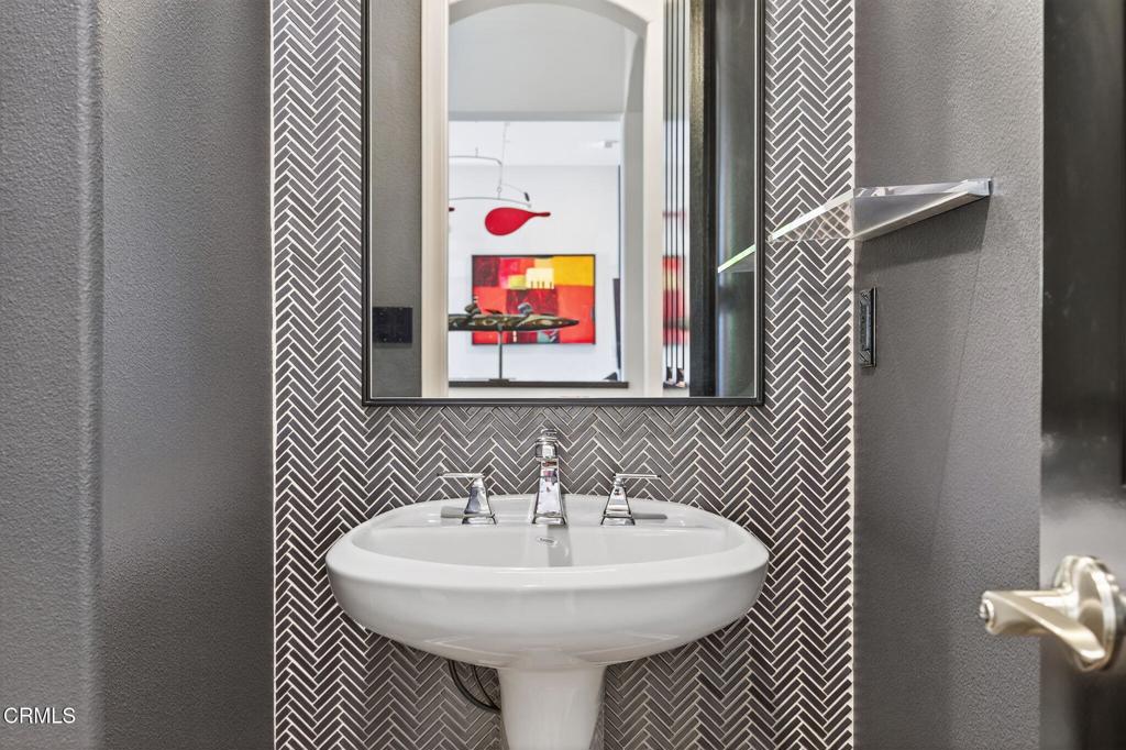 MLS #V1-33581 image #21