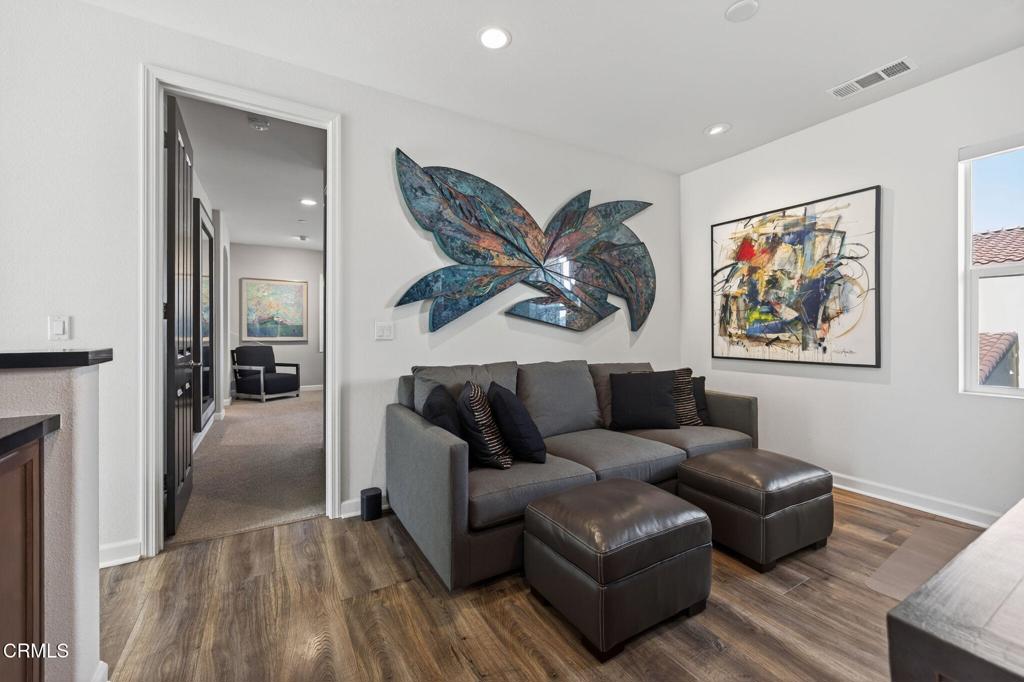 MLS #V1-33581 image #22