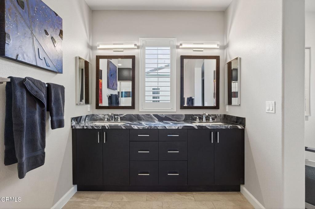 MLS #V1-33581 image #27