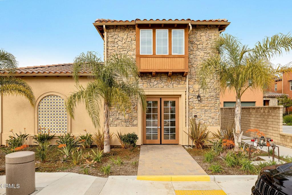 MLS #V1-33581 image #42