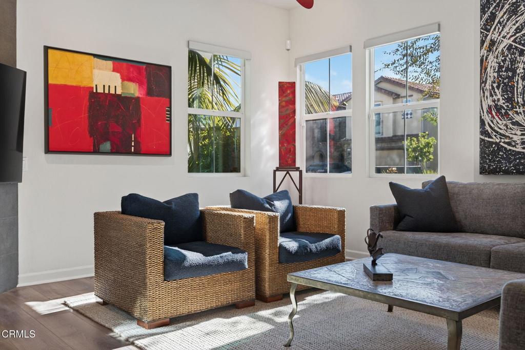 MLS #V1-33581 image #5