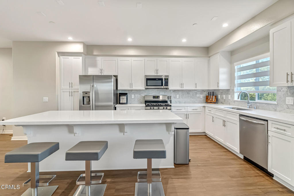 MLS #V1-33585 image #17