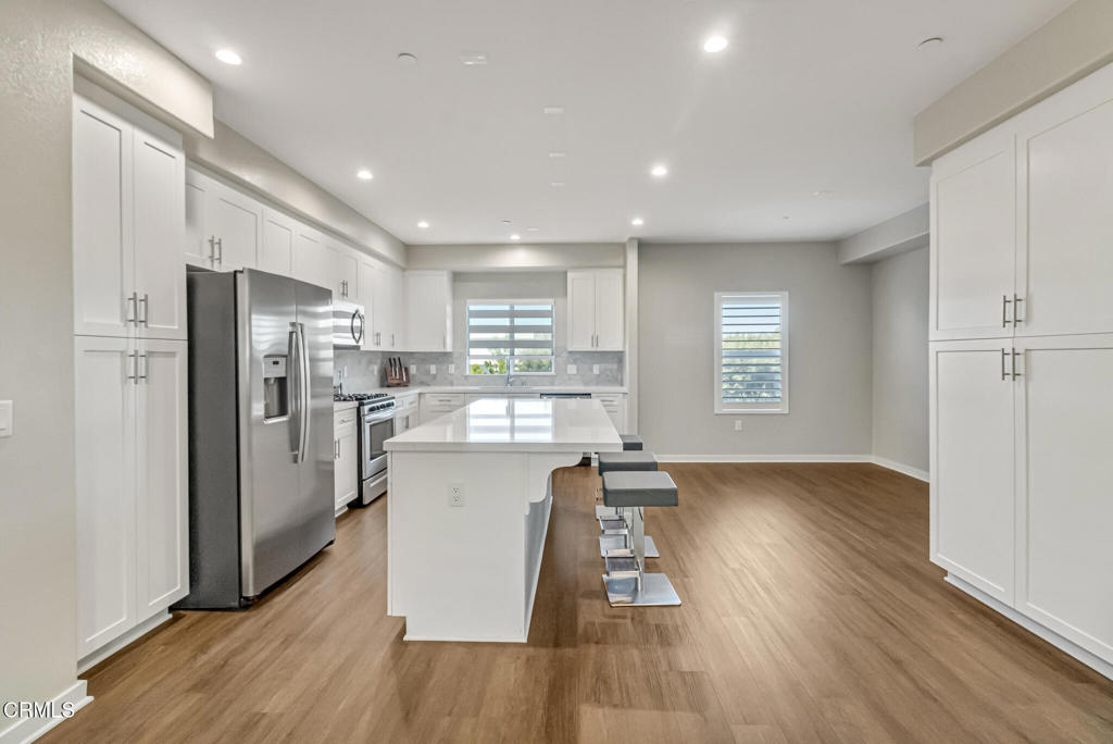 MLS #V1-33585 image #18