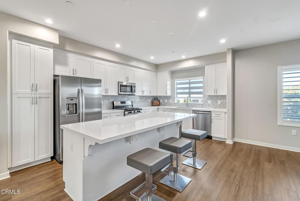 MLS #V1-33585 image #19