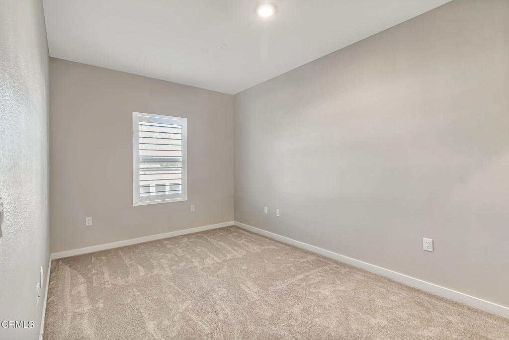 MLS #V1-33585 image #31