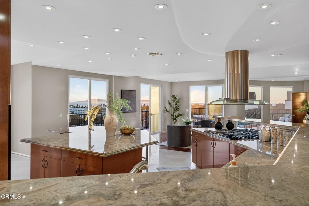 MLS #V1-33588 image #14