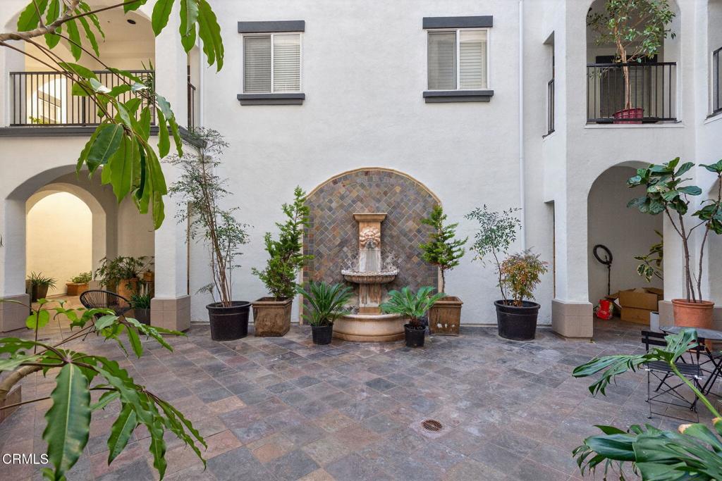 MLS #V1-33588 image #36