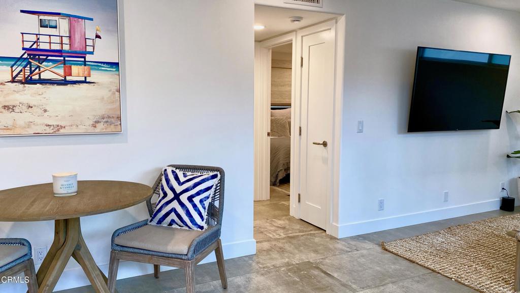 MLS #V1-33590 image #14