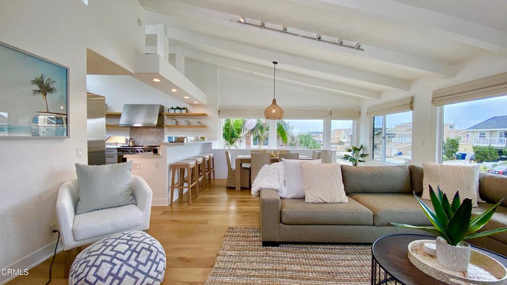 MLS #V1-33590 image #2