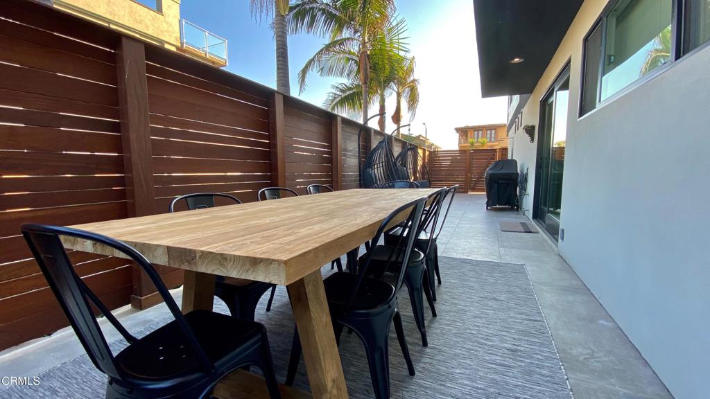 MLS #V1-33590 image #21