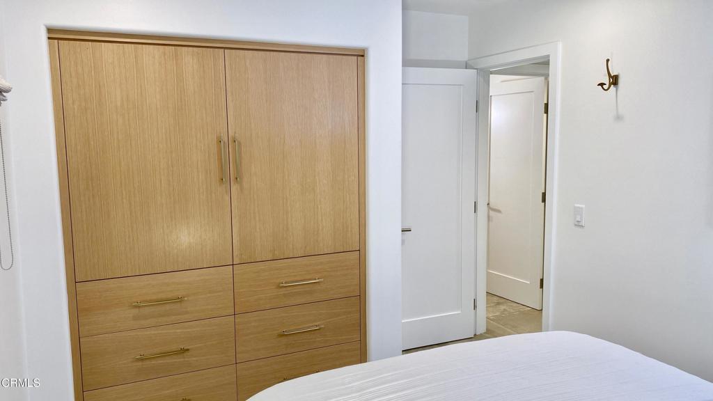 MLS #V1-33590 image #24