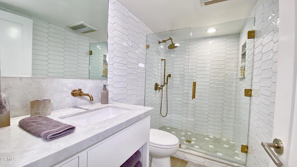 MLS #V1-33590 image #30