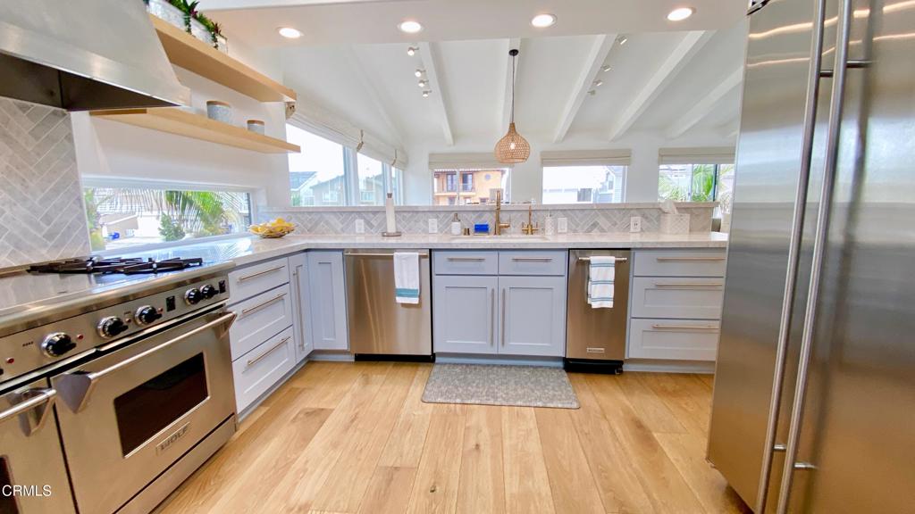 MLS #V1-33590 image #48