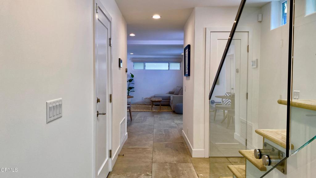 MLS #V1-33590 image #6