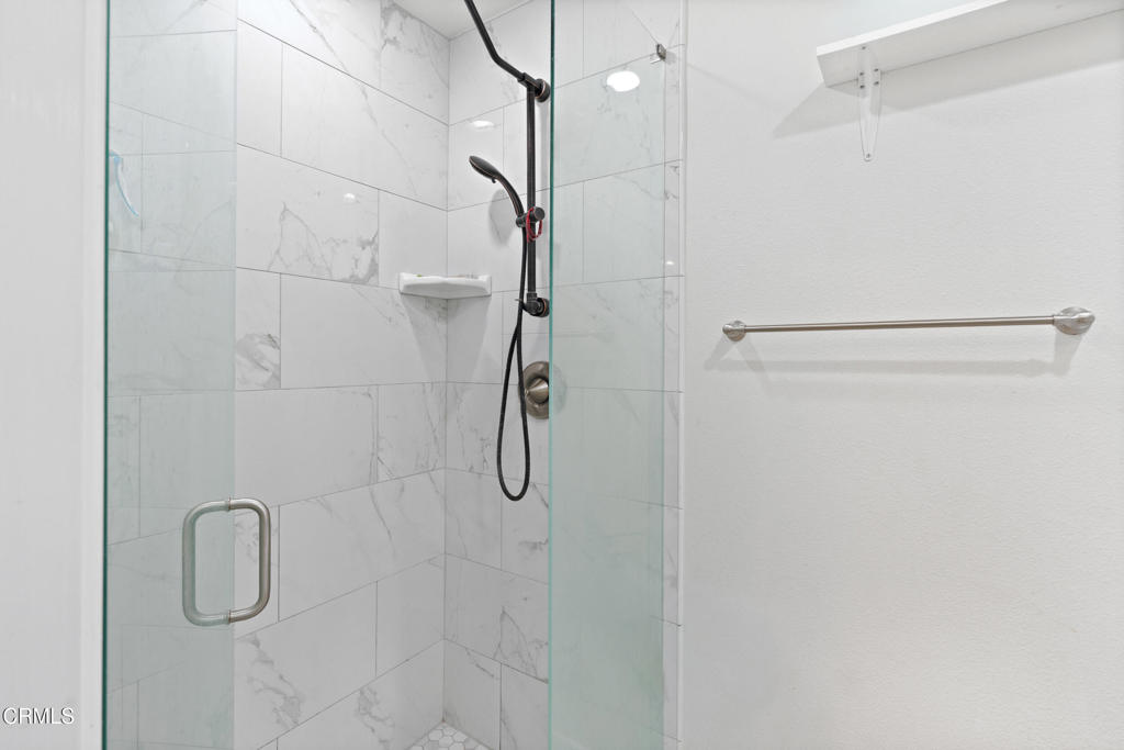 MLS #V1-33591 image #15