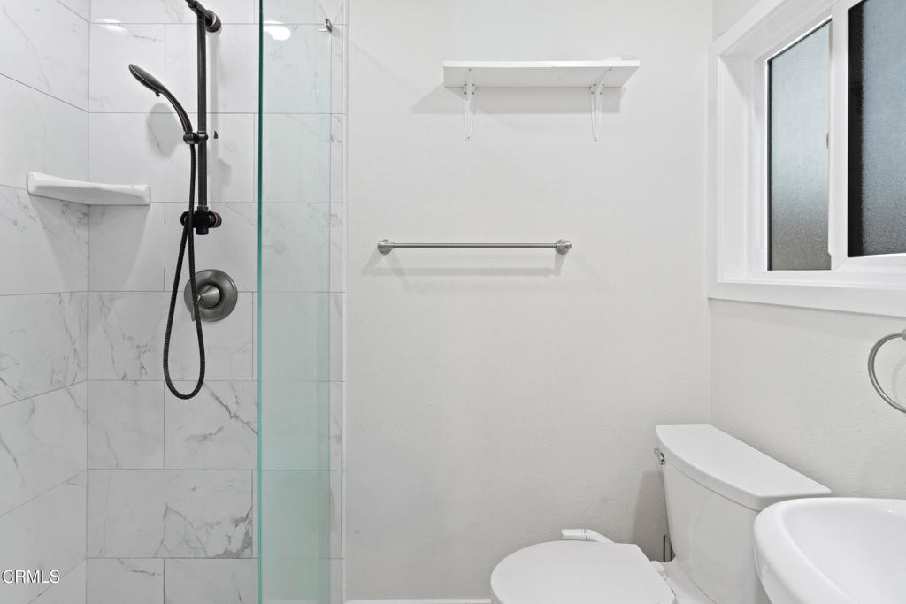 MLS #V1-33591 image #16