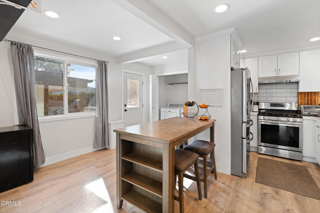 MLS #V1-33591 image #5