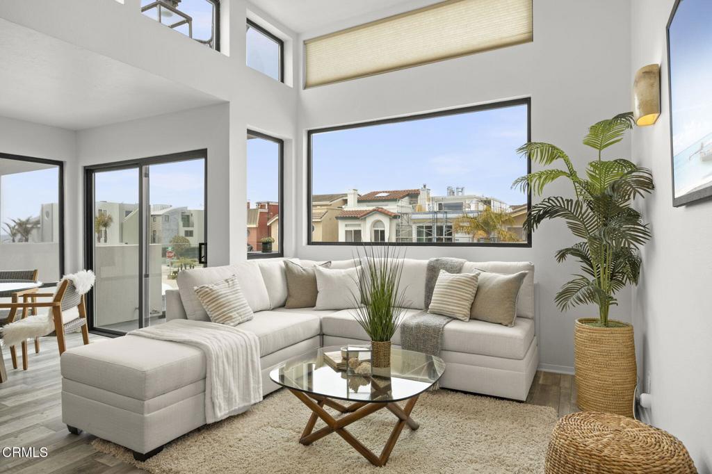 MLS #V1-33592 image #3