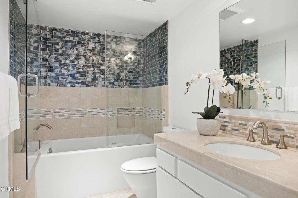 MLS #V1-33592 image #31