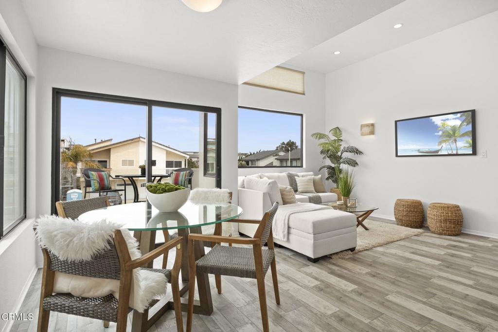 MLS #V1-33592 image #4