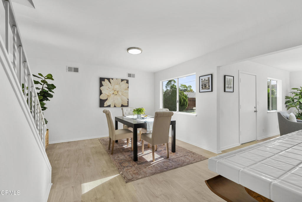 MLS #V1-33594 image #2