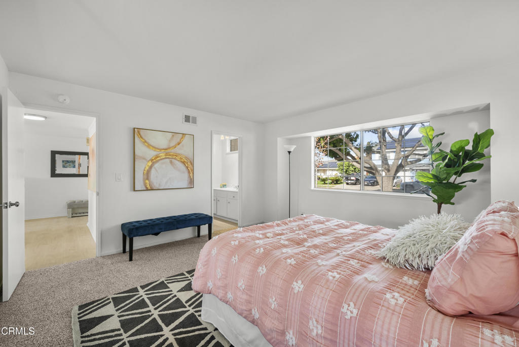 MLS #V1-33594 image #20