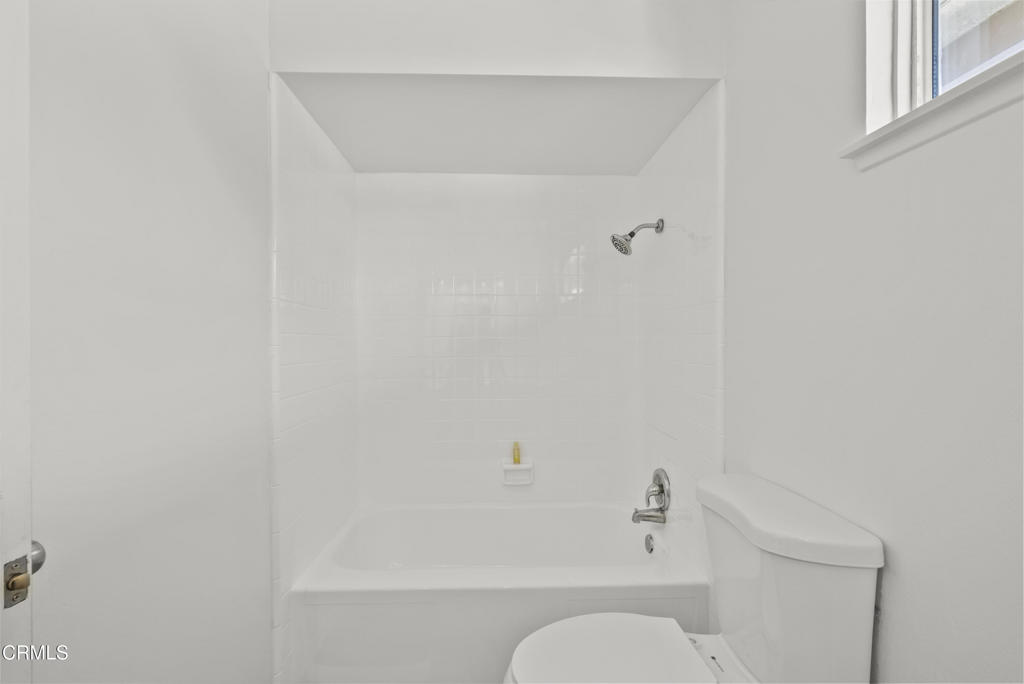 MLS #V1-33594 image #30