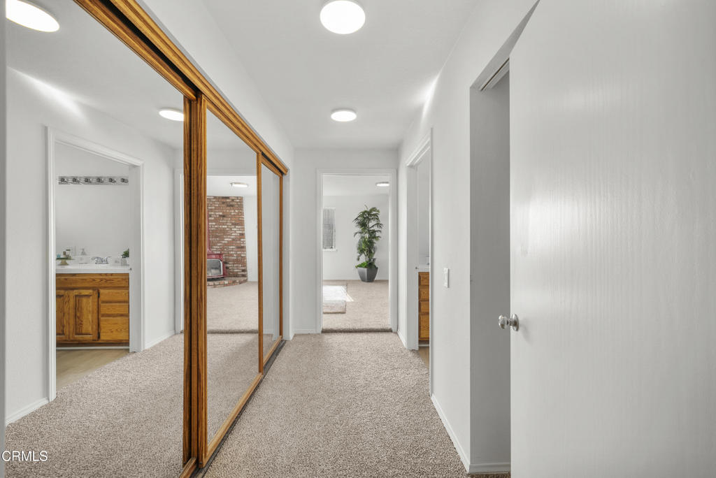 MLS #V1-33594 image #31