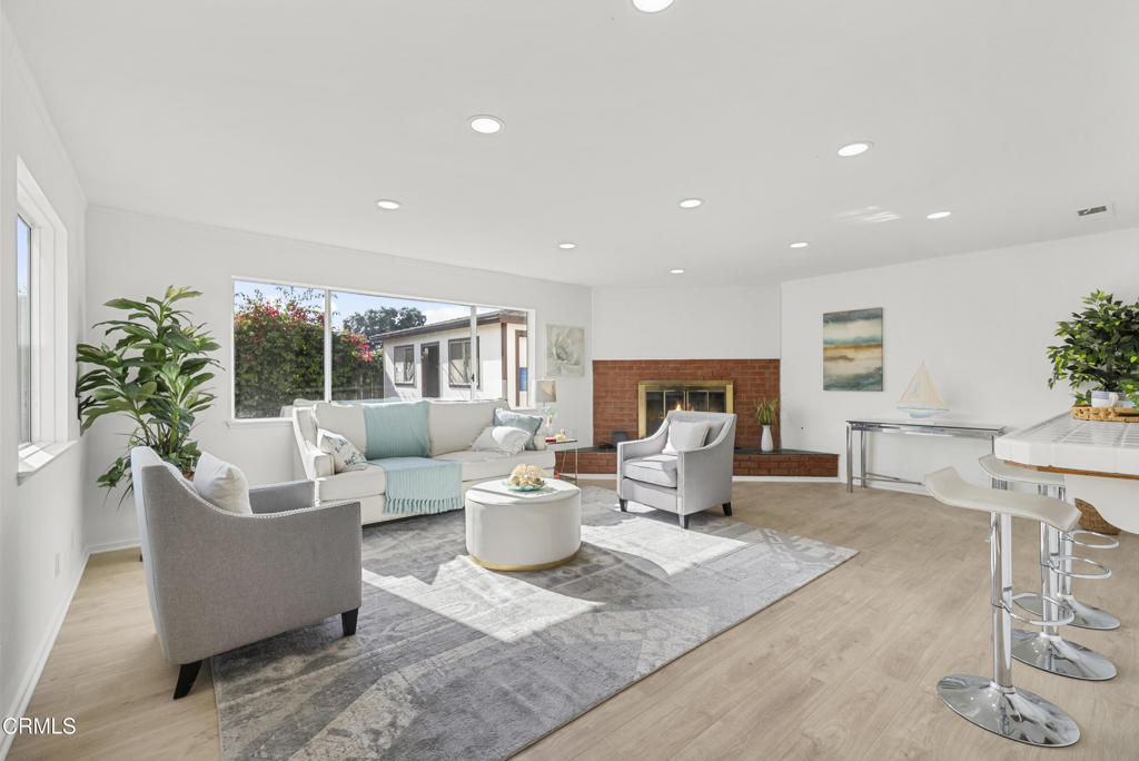 MLS #V1-33594 image #7