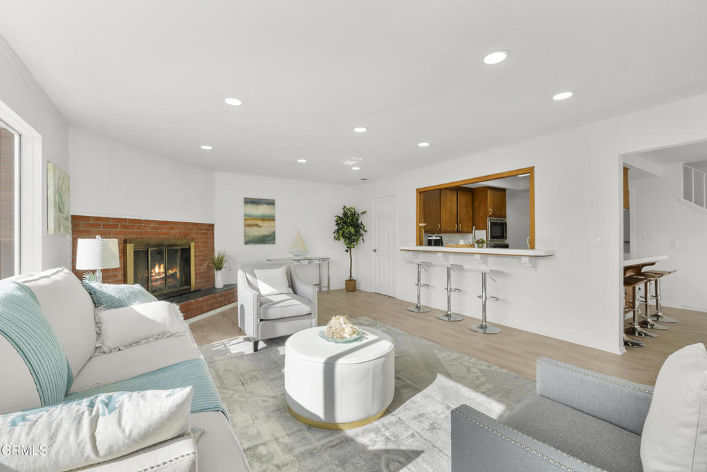 MLS #V1-33594 image #8