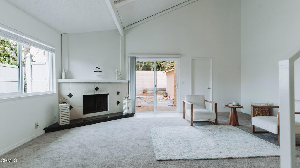 MLS #V1-33596 image #6